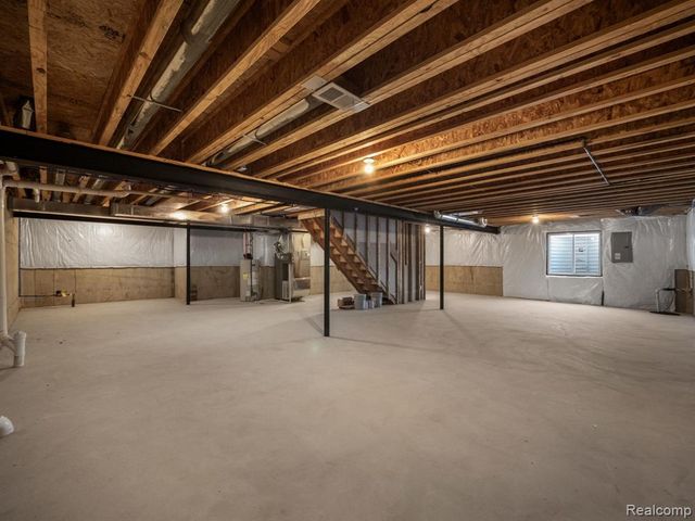 20787 Burn Drive, Macomb, MI 48044