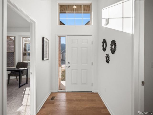 20787 Burn Drive, Macomb, MI 48044