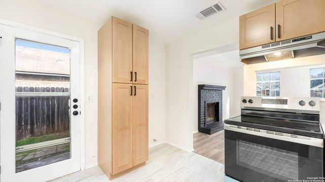 14925 Moss Stone, San Antonio, TX 78232