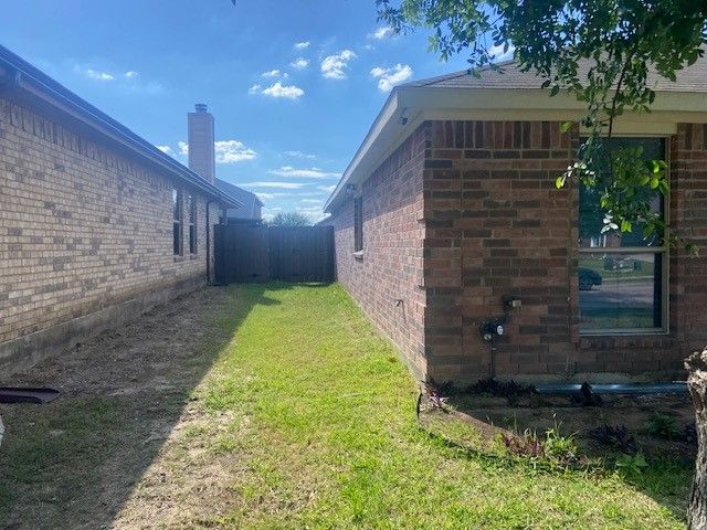 3521 Vicki Lane, Balch Springs, TX 75180