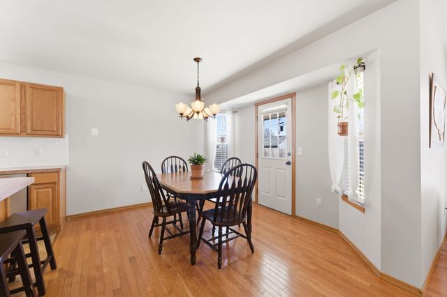 1616 N Redbarn St, Wichita, KS 67212