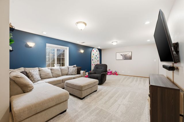 1616 N Redbarn St, Wichita, KS 67212