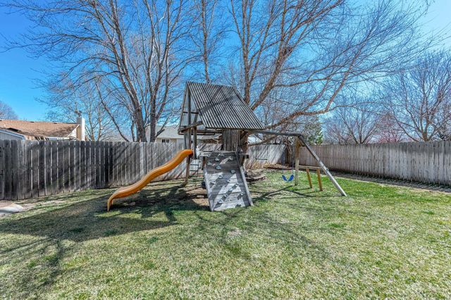 1616 N Redbarn St, Wichita, KS 67212