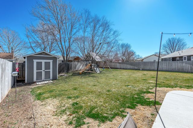 1616 N Redbarn St, Wichita, KS 67212