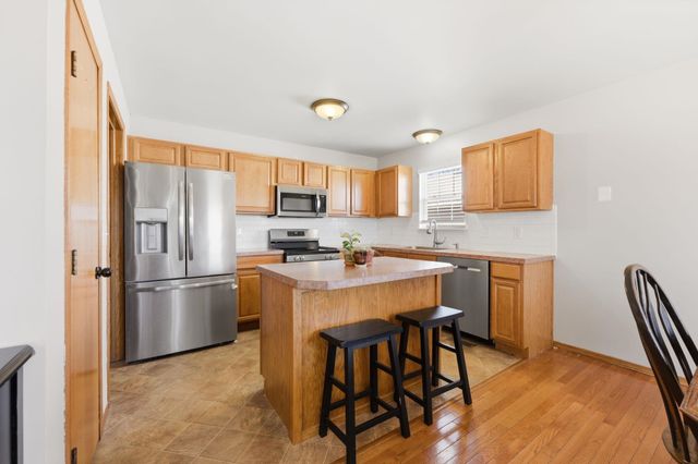 1616 N Redbarn St, Wichita, KS 67212