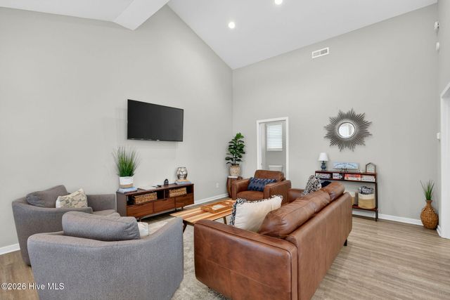 417 Greenville Avenue Unit 2, Carolina Beach, NC 28428