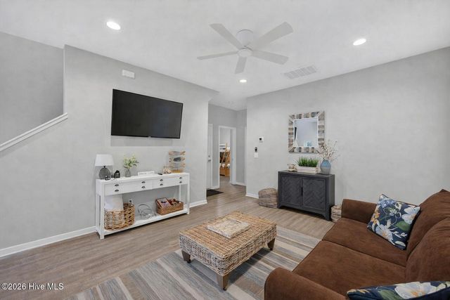 417 Greenville Avenue Unit 2, Carolina Beach, NC 28428