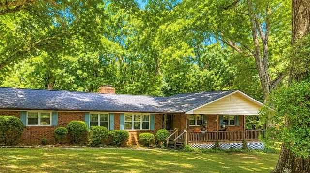 3931 Green Drive, Gainesville, GA 30506