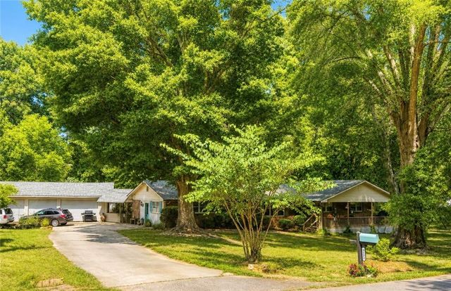 3931 Green Drive, Gainesville, GA 30506