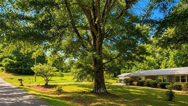 3931 Green Drive, Gainesville, GA 30506