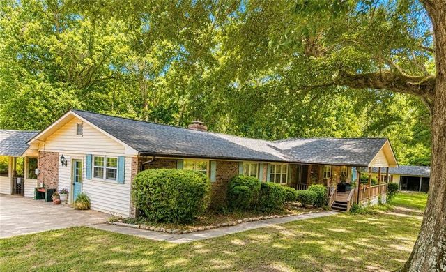 3931 Green Drive, Gainesville, GA 30506