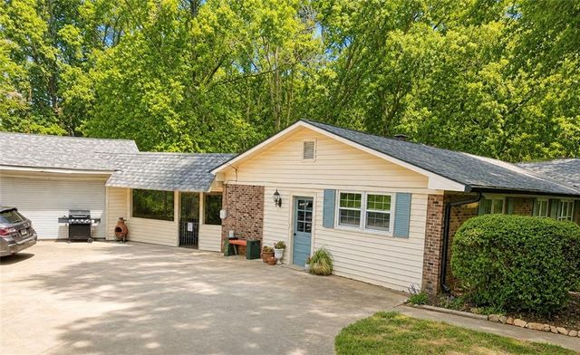 3931 Green Drive, Gainesville, GA 30506