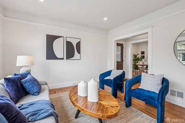 62 Mullen Avenue, San Francisco, CA 94110