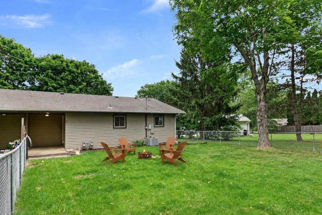 900 Monroe Court, Stoughton, WI 53589