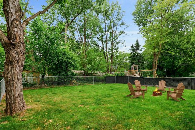 900 Monroe Court, Stoughton, WI 53589