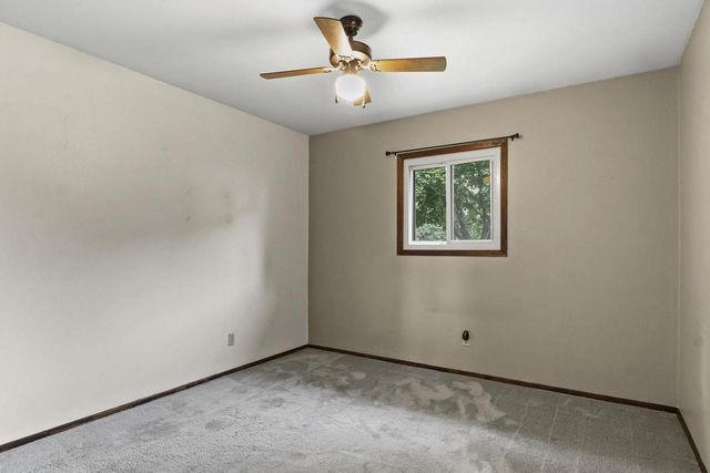 900 Monroe Court, Stoughton, WI 53589