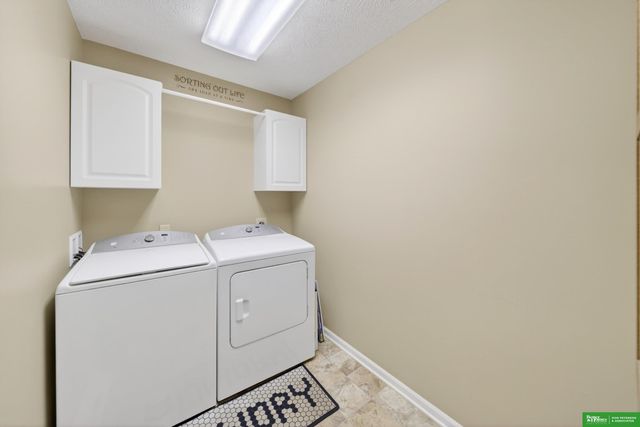 1026 Skyline Drive, Fremont, NE 68025