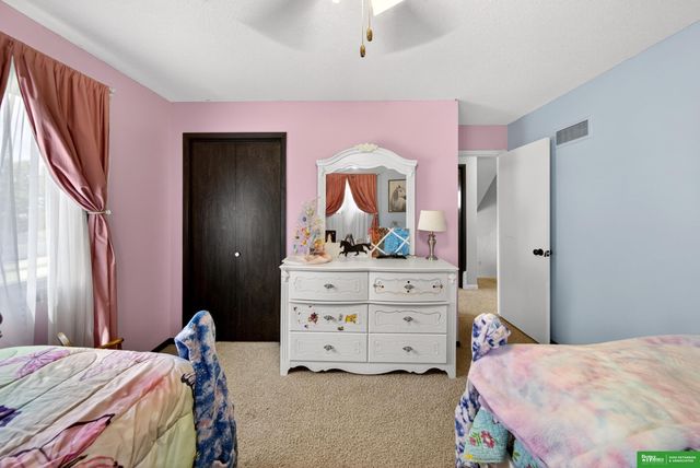 1026 Skyline Drive, Fremont, NE 68025