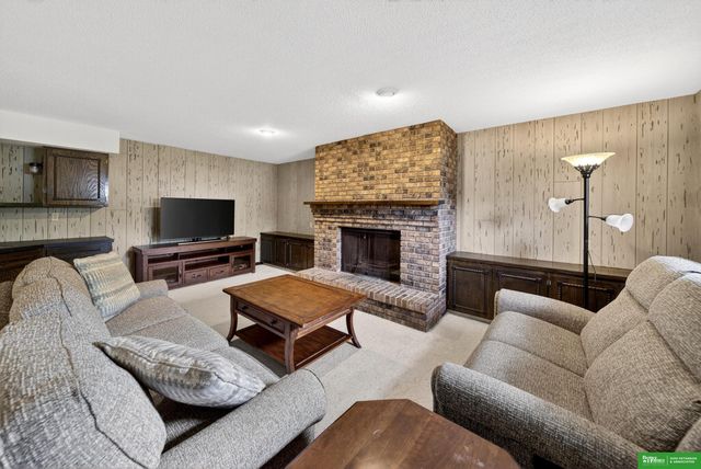 1026 Skyline Drive, Fremont, NE 68025