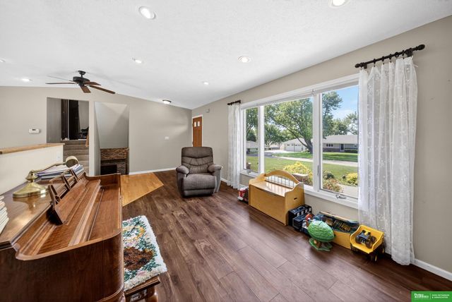 1026 Skyline Drive, Fremont, NE 68025