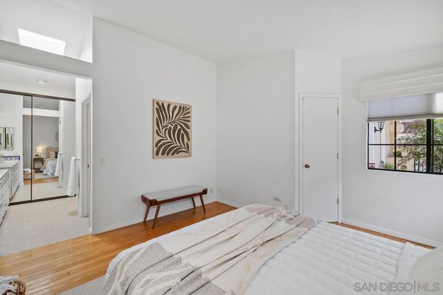 4040 Caminito Suero, San Diego, CA 92122