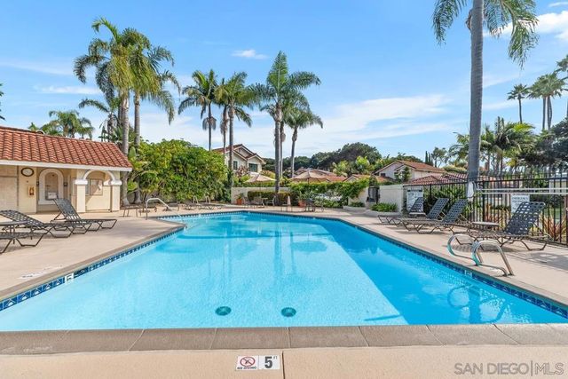 4040 Caminito Suero, San Diego, CA 92122
