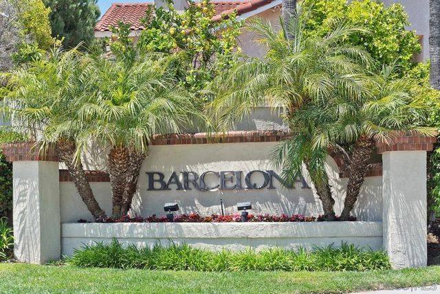 4040 Caminito Suero, San Diego, CA 92122