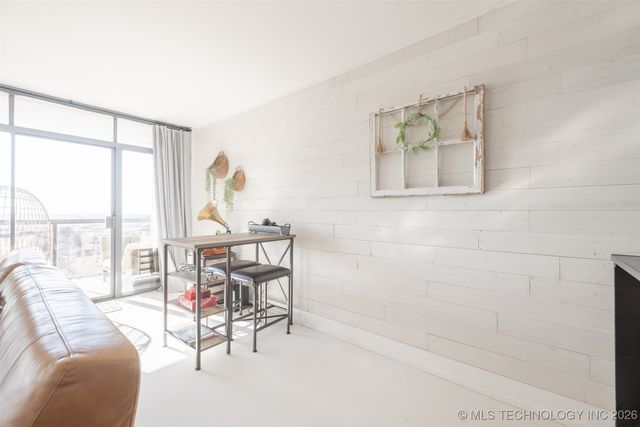 450 W 7th Street 1905, Tulsa, OK 74119