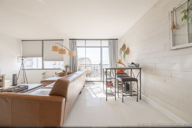 450 W 7th Street 1905, Tulsa, OK 74119