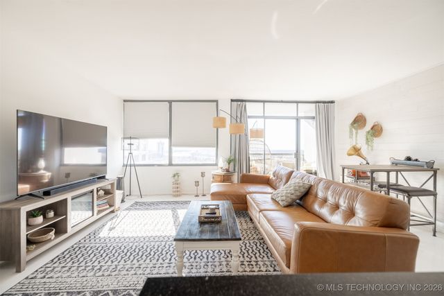 450 W 7th Street 1905, Tulsa, OK 74119