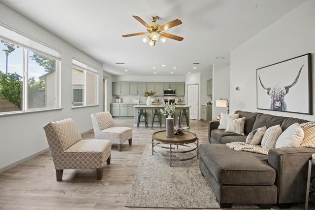 100 Aviator Cir, Sacramento, CA 95835