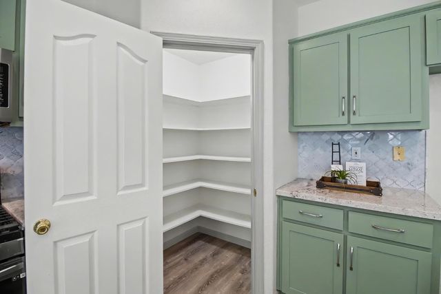 100 Aviator Cir, Sacramento, CA 95835