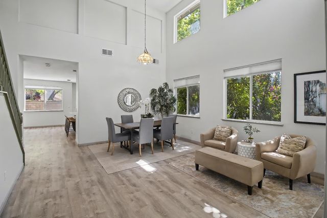 100 Aviator Cir, Sacramento, CA 95835