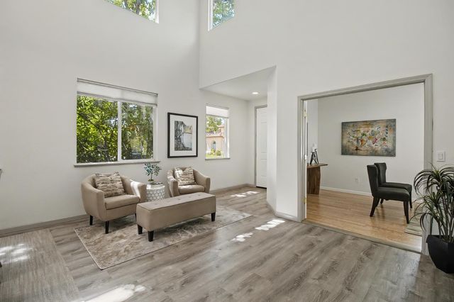 100 Aviator Cir, Sacramento, CA 95835