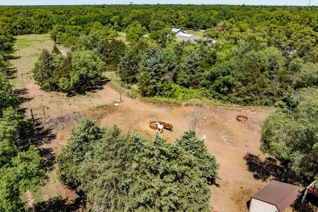 1403 N Webb Rd, Mulvane, KS 67110