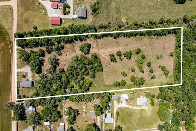 1403 N Webb Rd, Mulvane, KS 67110
