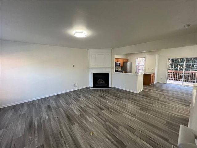 2024 MERRIMONT Way, Roswell, GA 30075