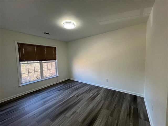2024 MERRIMONT Way, Roswell, GA 30075