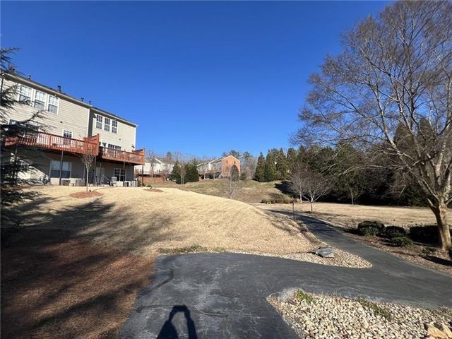 2024 MERRIMONT Way, Roswell, GA 30075