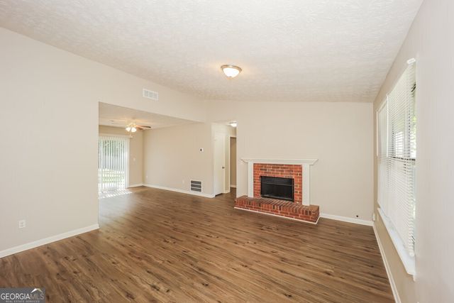 10299 Wisteria Lane, Jonesboro, GA 30238