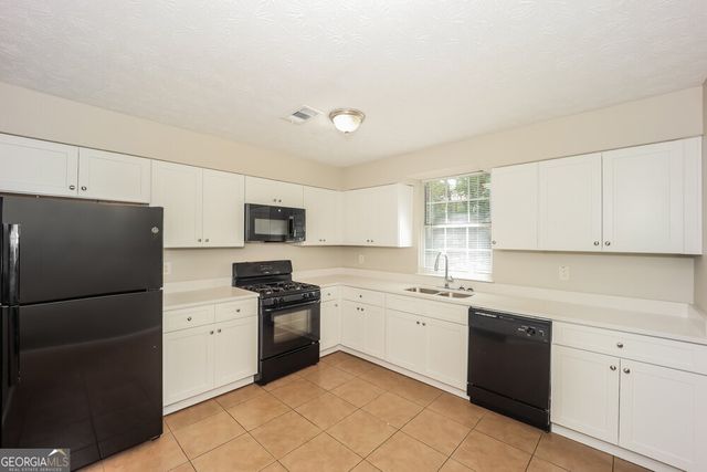 10299 Wisteria Lane, Jonesboro, GA 30238