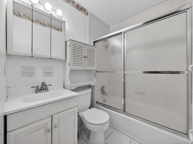 82 Lincoln Street, Sloatsburg, NY 10974