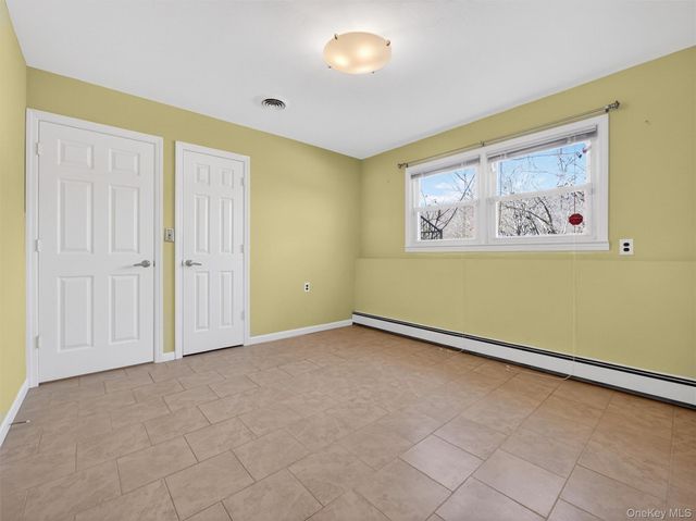 82 Lincoln Street, Sloatsburg, NY 10974