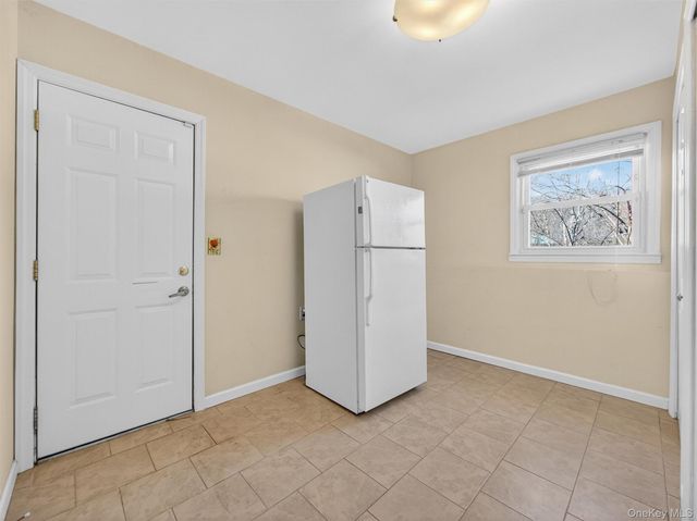 82 Lincoln Street, Sloatsburg, NY 10974