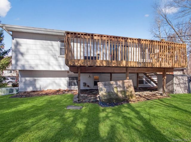 82 Lincoln Street, Sloatsburg, NY 10974