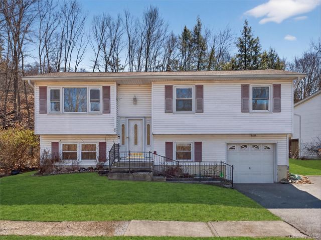 82 Lincoln Street, Sloatsburg, NY 10974