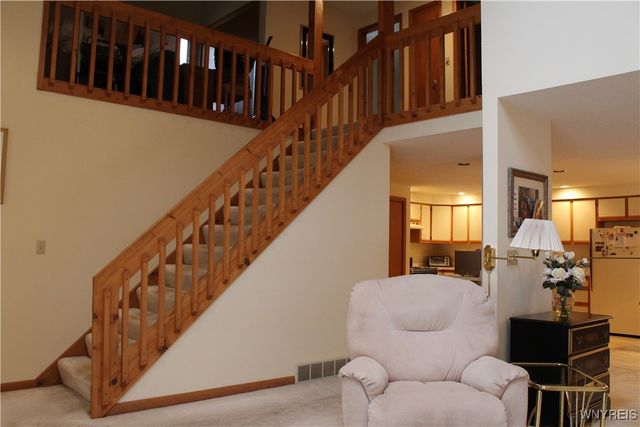 16 Bluebird Lane, Amherst, NY 14228