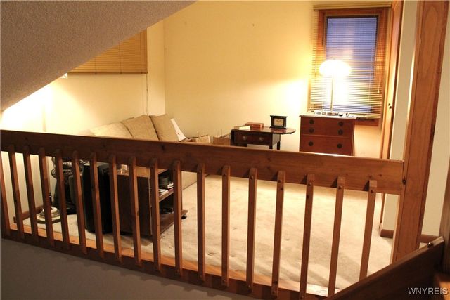 16 Bluebird Lane, Amherst, NY 14228