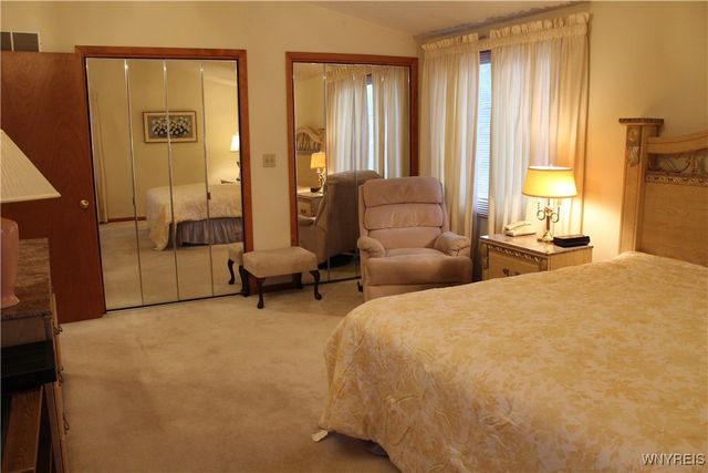 16 Bluebird Lane, Amherst, NY 14228