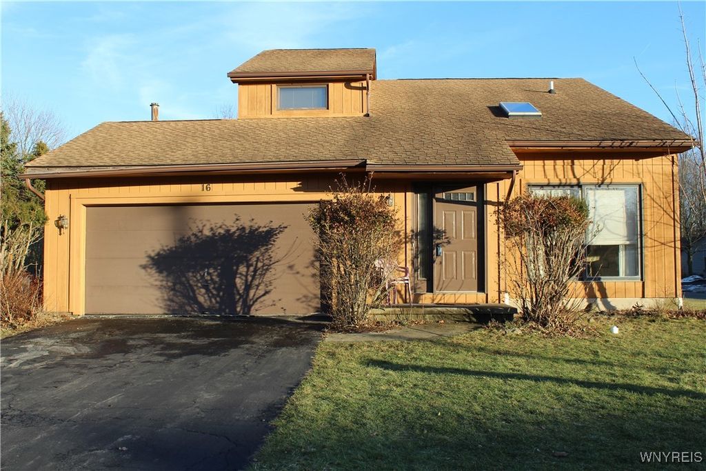 16 Bluebird Lane, Amherst, NY 14228